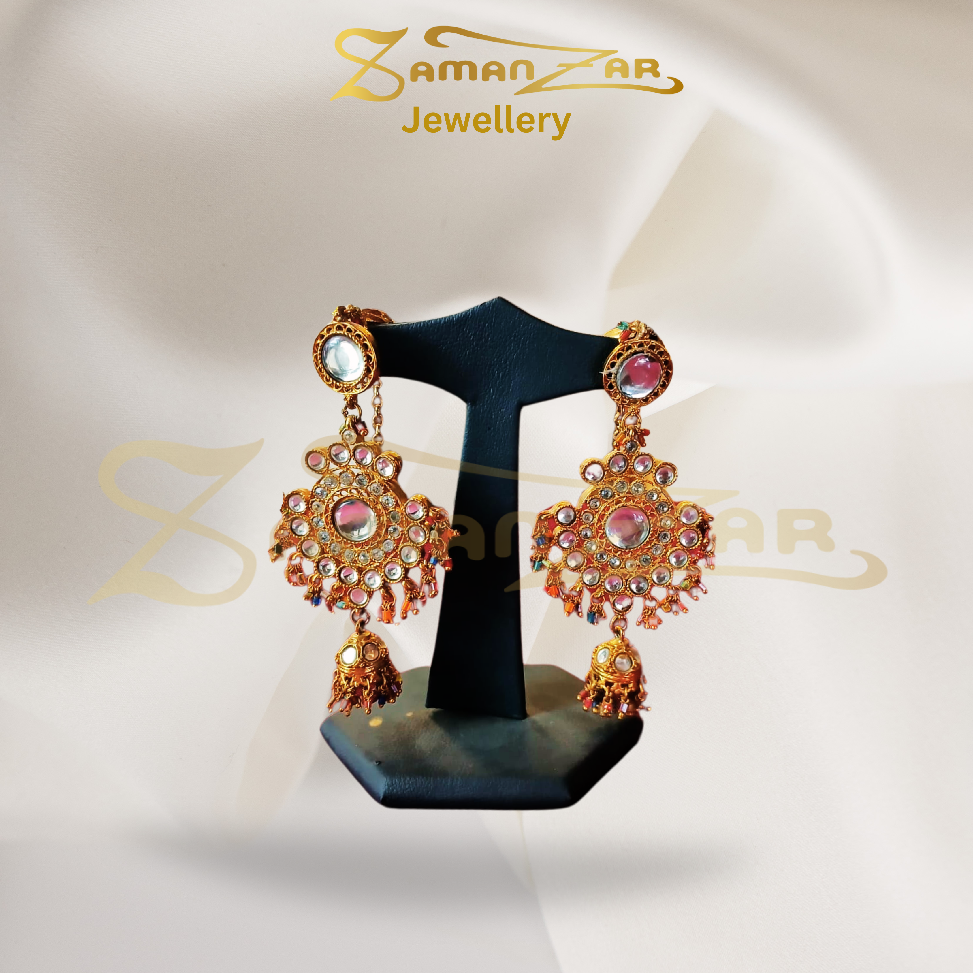 Jhumkaas with white pearl